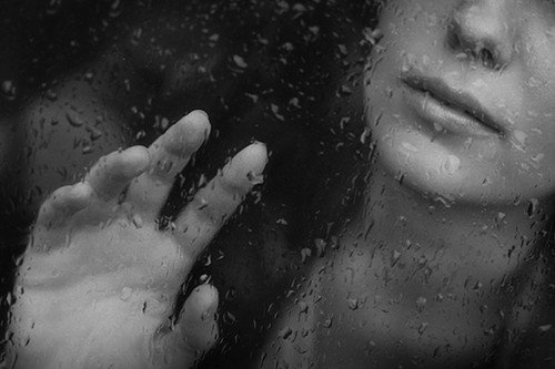 black,and,white,b,w,lonely,raindrops,sadness,window-1ca8a8dac3dc951cc0947cf3b1bd927d_h.jpg, 34 KB